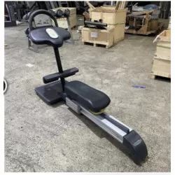 Appareil d’étirements et de stretching professionnelle de Technogym Anterior Flexibility