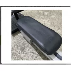 Appareil d’étirements et de stretching professionnelle de Technogym Anterior Flexibility