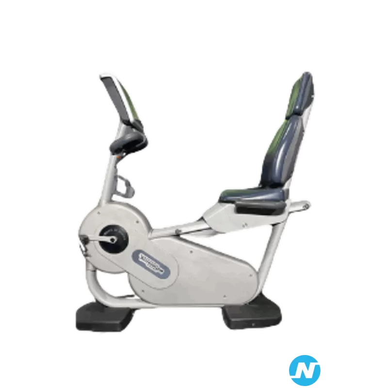 vélo semi allongé Technogym Excite 700