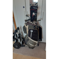 Matériel de golf sac chariot et 10 clubs