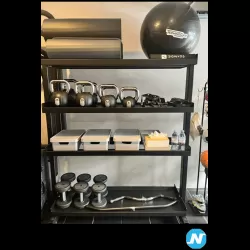 Lot Kettlebells Technogym et rack