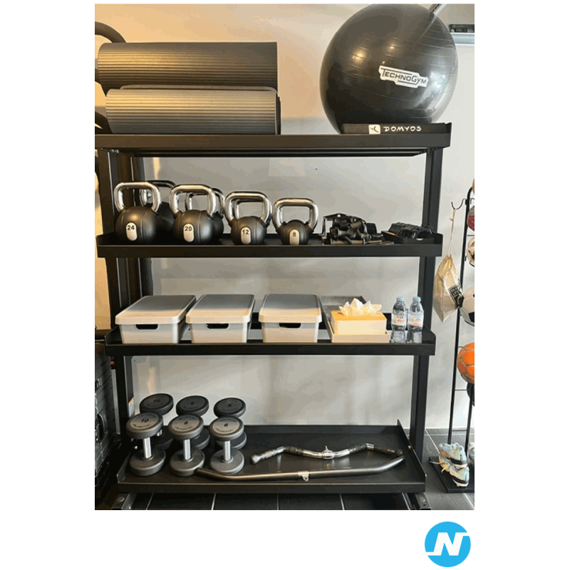 Lot Kettlebells Technogym et rack