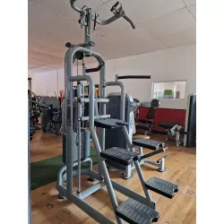 appareil dips traction assisté Technogym