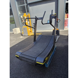 Tapis course incurvé skillmill Technogym