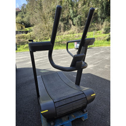 Tapis course incurvé skillmill Technogym