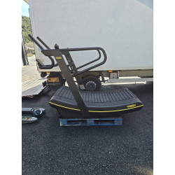 Tapis course incurvé skillmill Technogym
