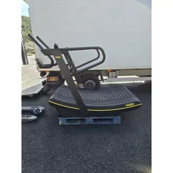 Tapis course incurvé skillmill Technogym