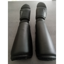 protège tibias et pieds sports de combats pour adultes