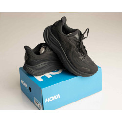 Hoka Clifton 10 Homme – Taille 46 – Comme neuves ( -5kms )
