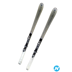 Skis de piste Dynastar avec fixations pour hommes bon état