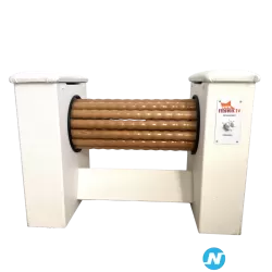 Appareil rouleaux en bois pour de massage électrique - 1