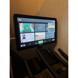 Vélo Technogym Bike Live avec écran tactile – Excellent état