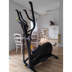 Vélo elliptique auto- alimenté