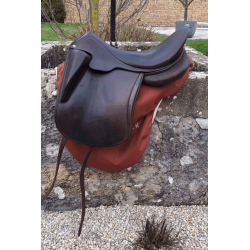 Selle de dressage Aulion 18 pouces