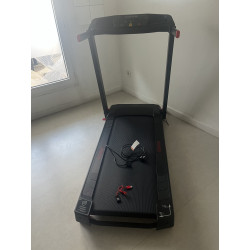 Tapis de course noir très bon état