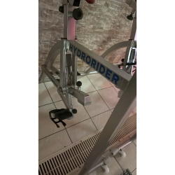 LOT 16 aquabike Hydrorider