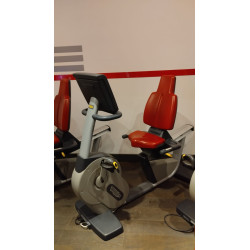 Vélo semi-allongé Technogym Recline