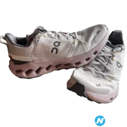 Chaussure ON CLOUDSURFER women T37,5