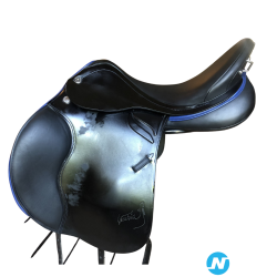 SELLE PRESTIGE CUIR BOVIN LISSE NOIR, LISERE BLEU