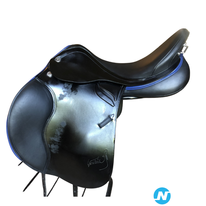 SELLE PRESTIGE CUIR BOVIN LISSE NOIR, LISERE BLEU