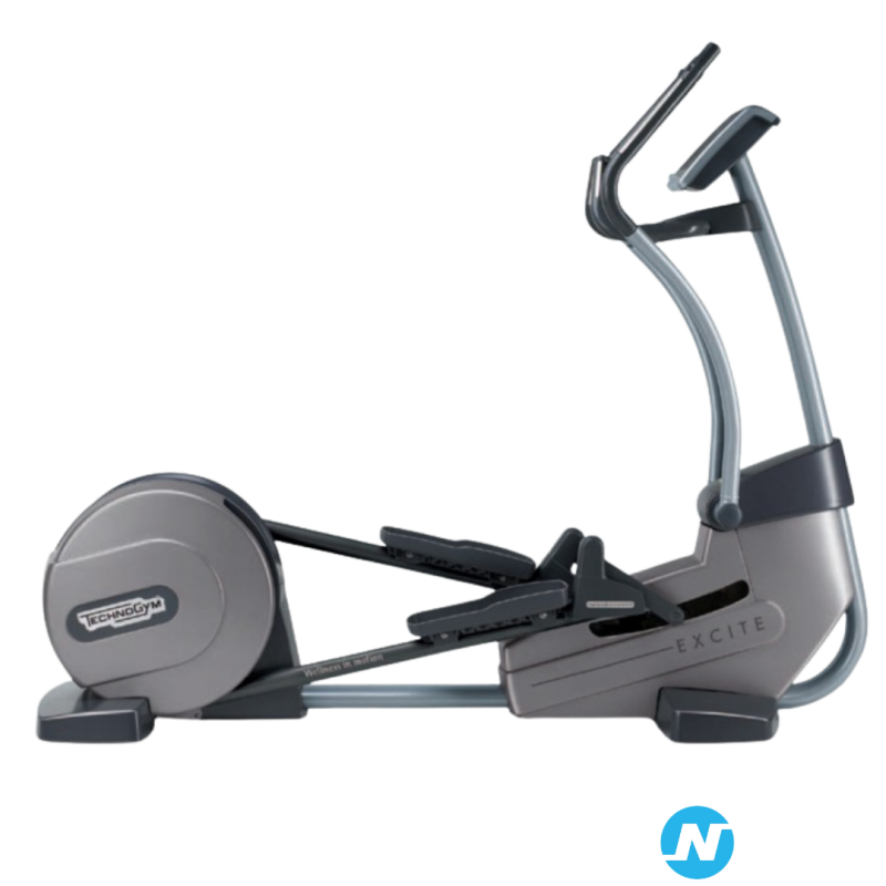 Vélo Elliptique Technogym Synchro Excite 500 LED Professionnel Reconditionné - Garantie 2 Ans - Livraison Comprise