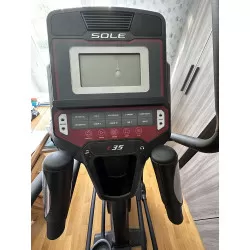 Vélo elliptique état neuf Sole haut de gamme