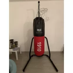 Sac de frappe Everlast 1910 rouge + Support autoportant Domyos noir