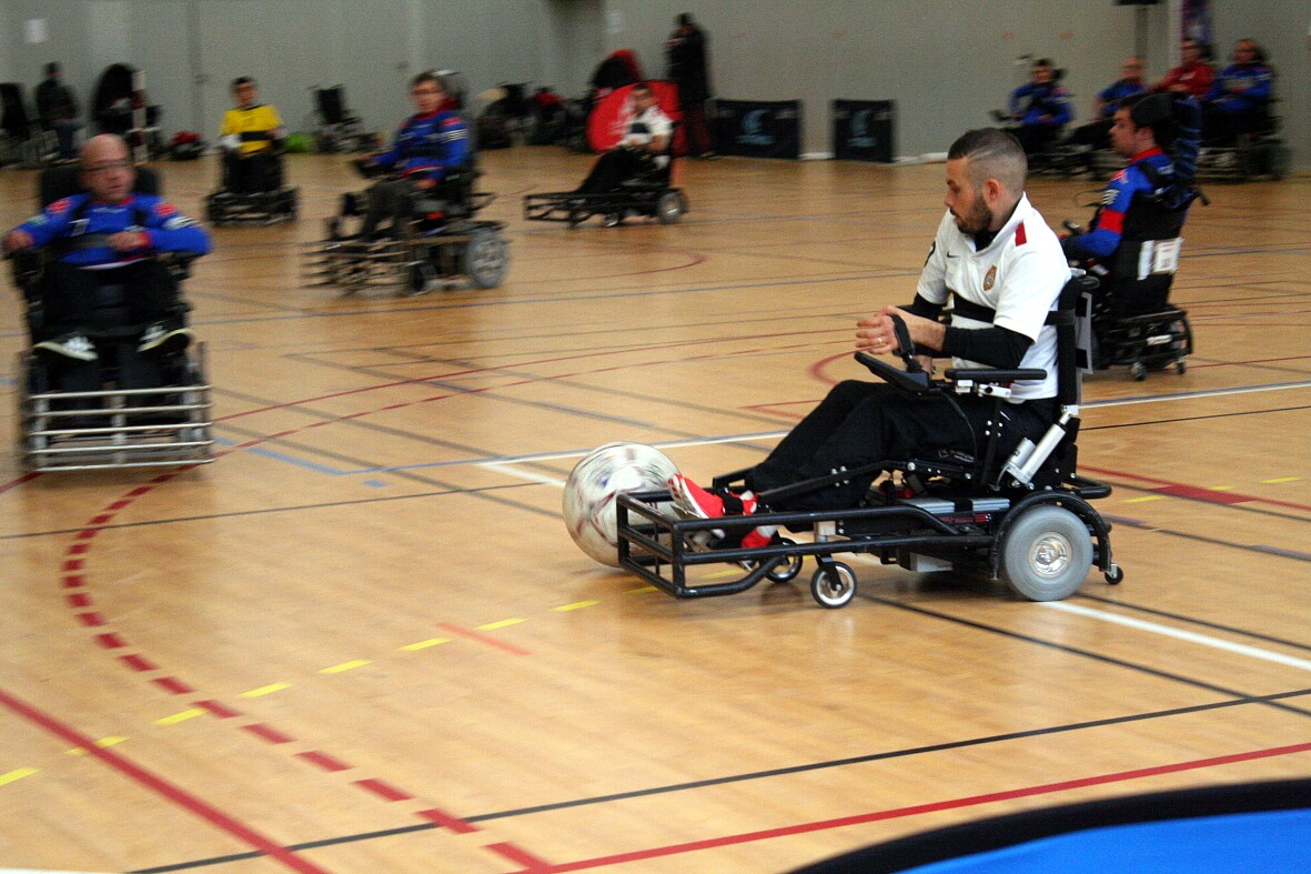 Foot-fauteuil-wikimédia