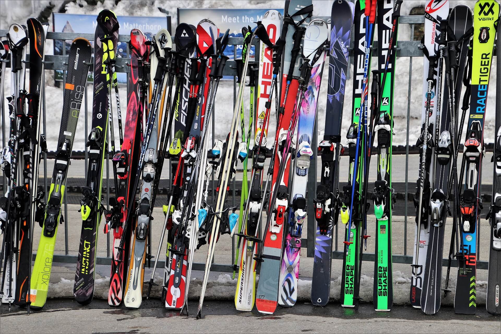 paires-skis-pixabay