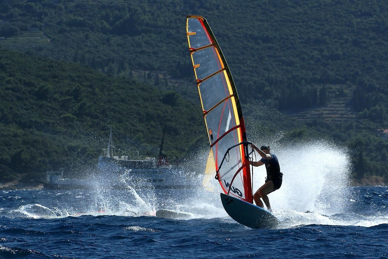 windsurfing_pixabay