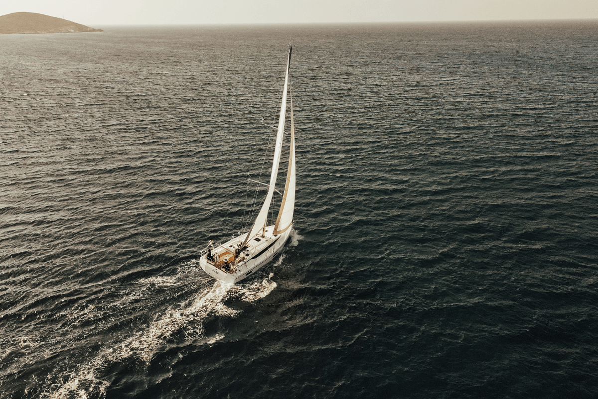 voilier-nautisme-canva