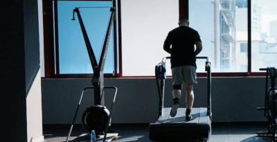 Focus sur le SkiErg : l’appareil cardio complet pour brûler des calories